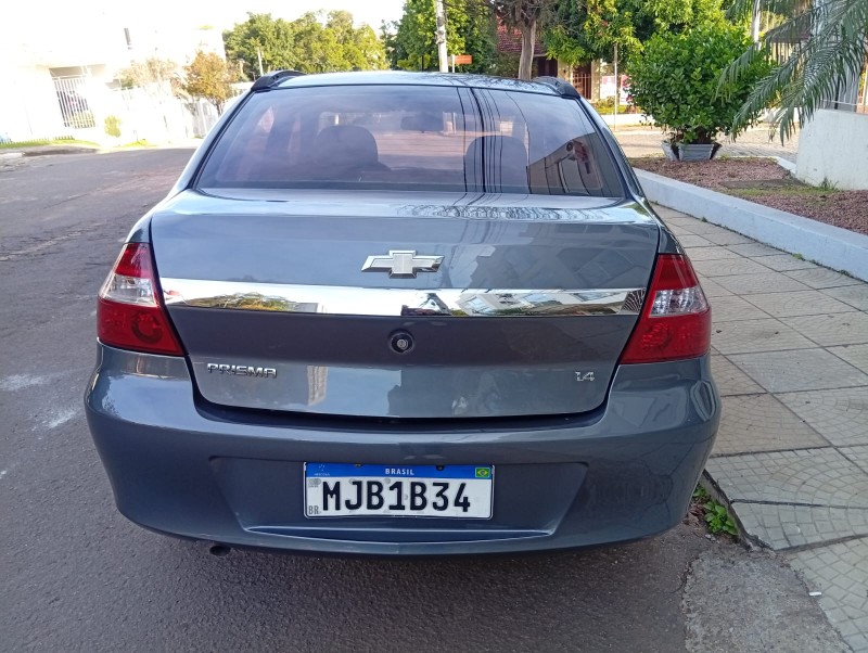 CHEVROLET PRISMA 1.4 LT 2011/2012 ALTERNATIVA VEÍCULOS LAJEADO / Carros no Vale