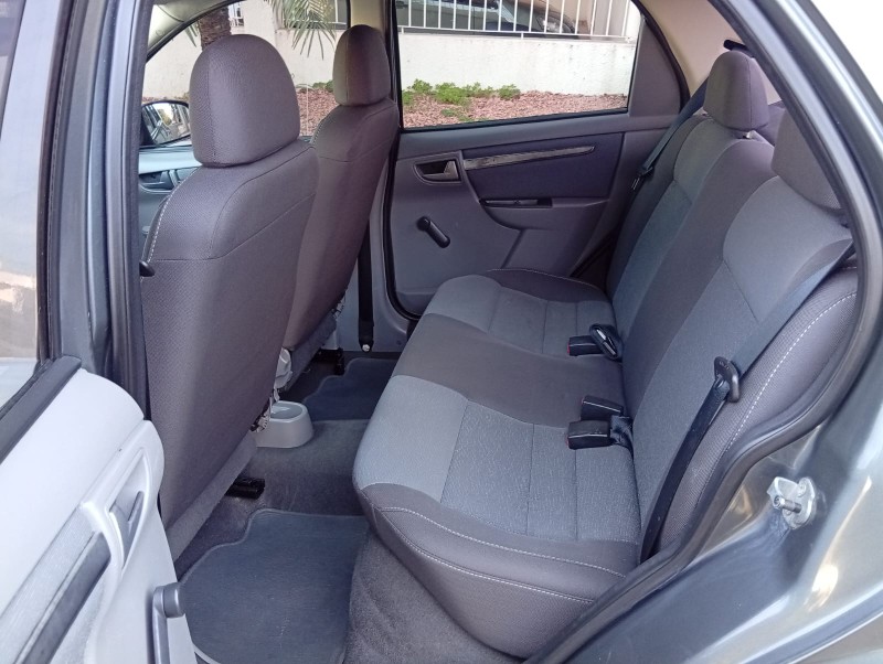 CHEVROLET PRISMA 1.4 LT 2011/2012 ALTERNATIVA VEÍCULOS LAJEADO / Carros no Vale