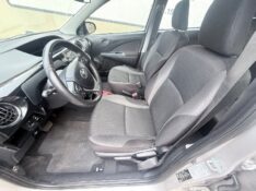 TOYOTA ETIOS 1.5 XS 16V FLEX 4P AUTOMÁTICO 2017/2017 ELY AUTOMÓVEIS LAJEADO / Carros no Vale