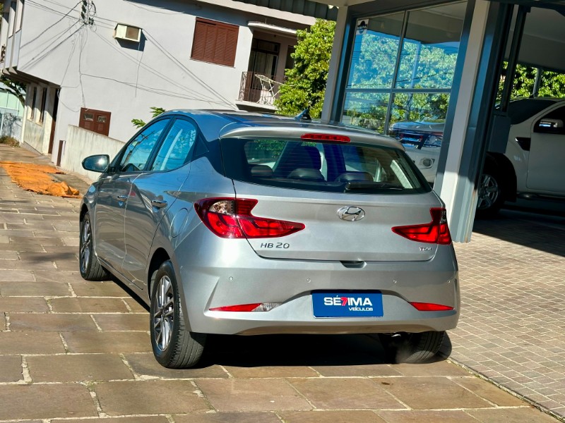 HYUNDAI HB20 DIAMOND PLUS 1.0 TGDI 2020/2021 SÉTIMA VEÍCULOS GUAPORÉ / Carros no Vale