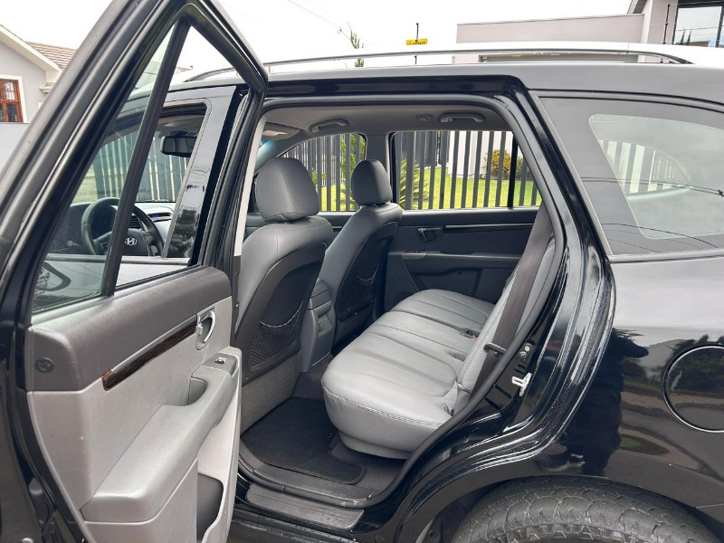 HYUNDAI SANTA FÉ GLS 3.5 V6 4X4 TIPTRONIC 2012/2012 LS MULTIMARCAS VENÂNCIO AIRES / Carros no Vale HYUNDAI SANTA FÉ GLS 3.5 V6 4X4 TIPTRONIC 2012/2012 LS MULTIMARCAS VENÂNCIO AIRES / Carros no Vale