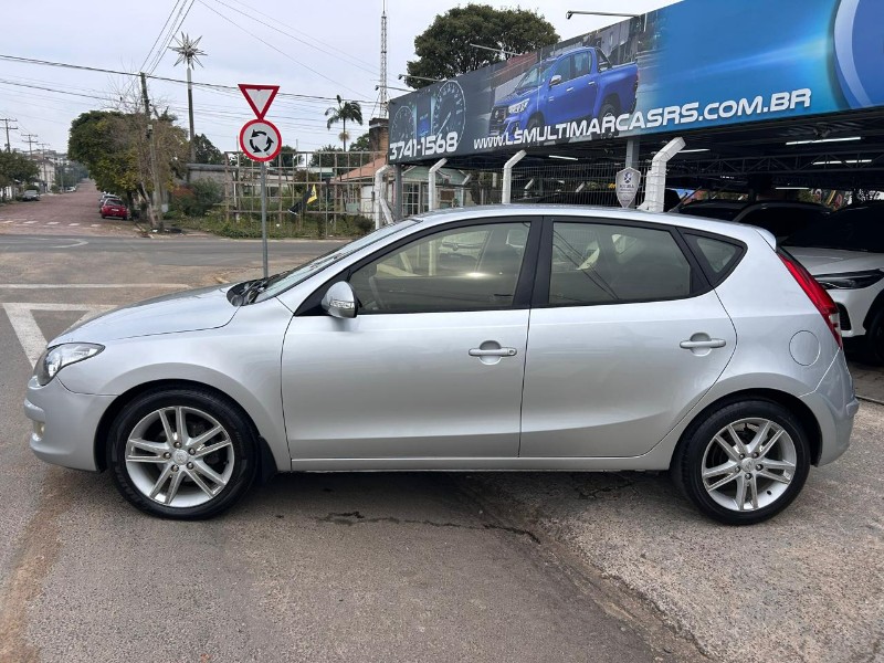 HYUNDAI I30 2.0 16V 145CV 5P MEC. 2012/2012 LS MULTIMARCAS VENÂNCIO AIRES / Carros no Vale HYUNDAI I30 2.0 16V 145CV 5P MEC. 2012/2012 LS MULTIMARCAS VENÂNCIO AIRES / Carros no Vale