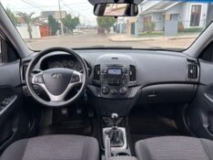 HYUNDAI I30 2.0 16V 145CV 5P MEC. 2012/2012 LS MULTIMARCAS VENÂNCIO AIRES / Carros no Vale