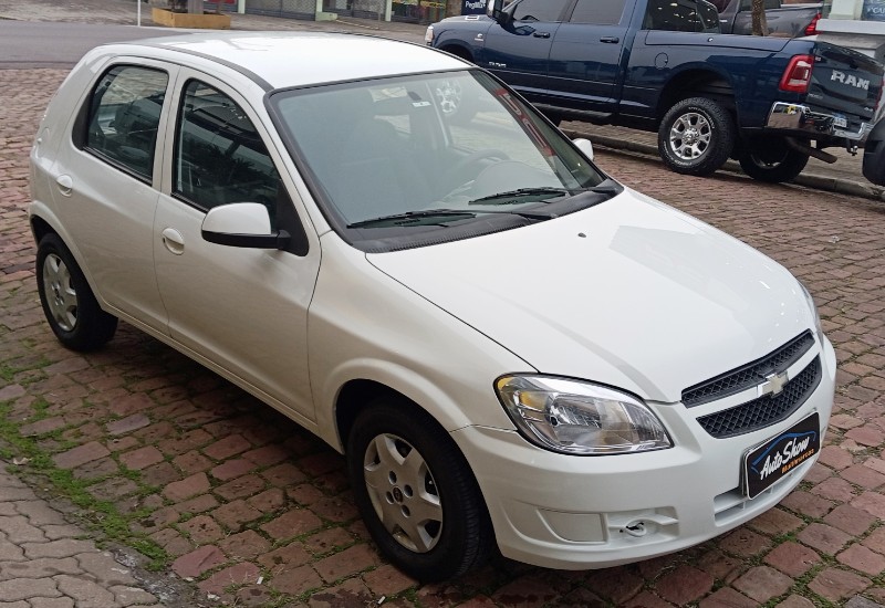CHEVROLET CELTA SPIRIT/ LT 1.0 MPFI 8V FLEXP. 5P 2012/2013 AUTO SHOW SANTA CRUZ DO SUL / Carros no Vale