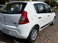 RENAULT SANDERO 1.0 12V SCE FLEX EXPRESSION MANUAL 2011/2011 COMPLETO VEÍCULOS GUAPORÉ / Carros no Vale