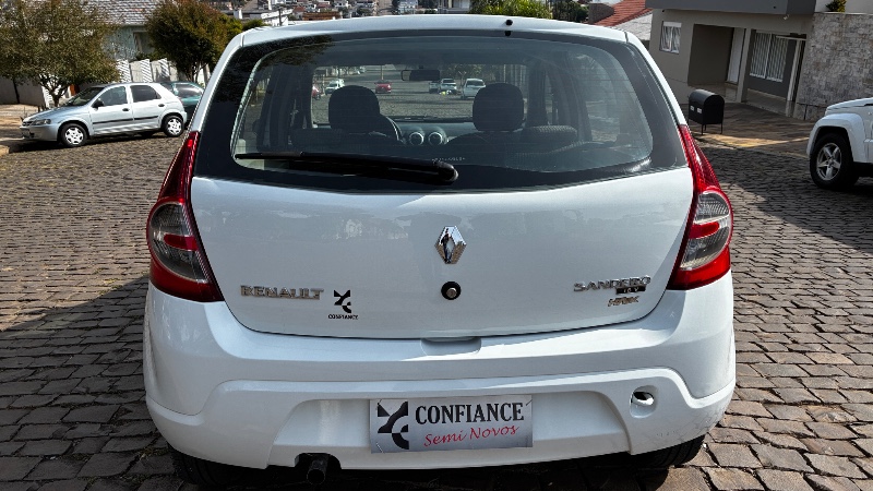 RENAULT SANDERO 1.0 12V SCE FLEX EXPRESSION MANUAL 2011/2011 COMPLETO VEÍCULOS GUAPORÉ / Carros no Vale