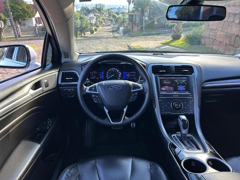 FORD FUSION TITANIUM 2.0 GTDI ECOBO.AWD AUT 2013/2013 LS MULTIMARCAS VENÂNCIO AIRES / Carros no Vale