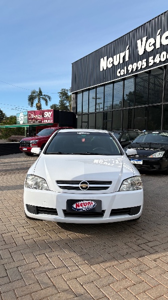 CHEVROLET ASTRA ADVANTAGE 2.0 MPFI 8V FLEXPOWER 5P /2009 NEURI VEÍCULOS LAJEADO / Carros no Vale CHEVROLET ASTRA ADVANTAGE 2.0 MPFI 8V FLEXPOWER 5P /2009 NEURI VEÍCULOS LAJEADO / Carros no Vale