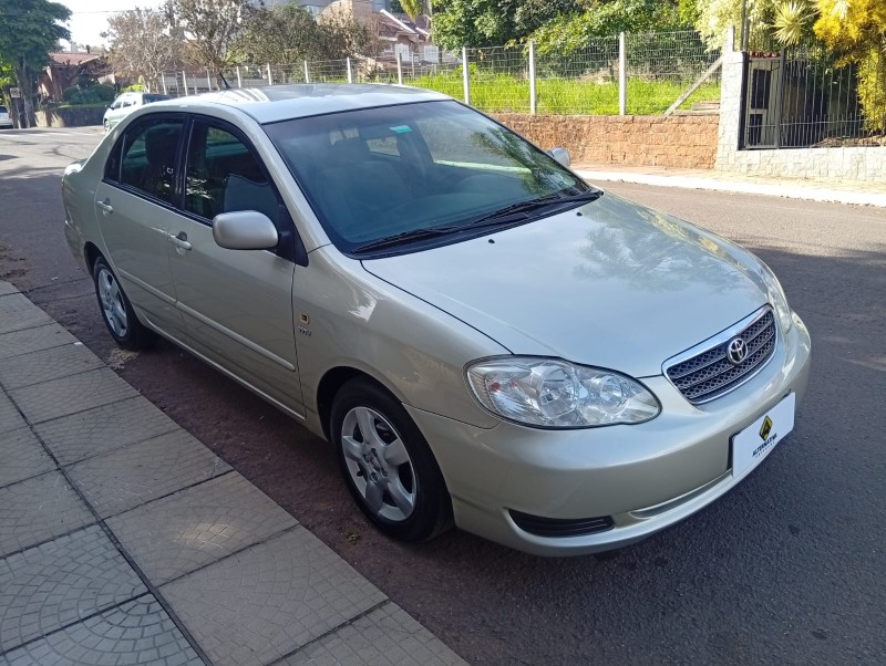 TOYOTA COROLLA XEI 1.8 2004/2005 ALTERNATIVA VEÍCULOS LAJEADO / Carros no Vale