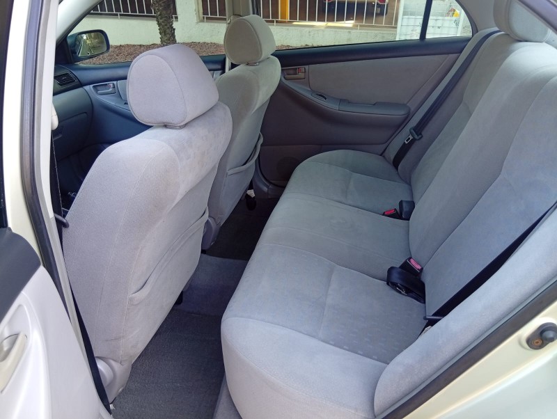 TOYOTA COROLLA XEI 1.8 2004/2005 ALTERNATIVA VEÍCULOS LAJEADO / Carros no Vale