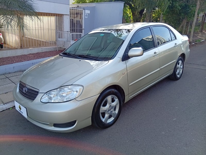 TOYOTA COROLLA XEI 1.8 2004/2005 ALTERNATIVA VEÍCULOS LAJEADO / Carros no Vale