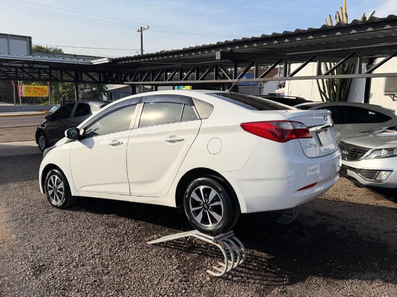 HYUNDAI HB20S 1.6 COMFORT /2015 AR MULTIMARCAS VENÂNCIO AIRES / Carros no Vale