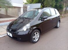 HONDA FIT 1.4 LXL 2004/2004 ALTERNATIVA VEÍCULOS LAJEADO / Carros no Vale