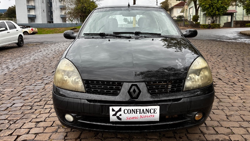 RENAULT CLIO HATCH PRIVILEGE 1.0 16V FLEX 2004 2004/2004 COMPLETO VEÍCULOS GUAPORÉ / Carros no Vale RENAULT CLIO HATCH PRIVILEGE 1.0 16V FLEX 2004 2004/2004 COMPLETO VEÍCULOS GUAPORÉ / Carros no Vale