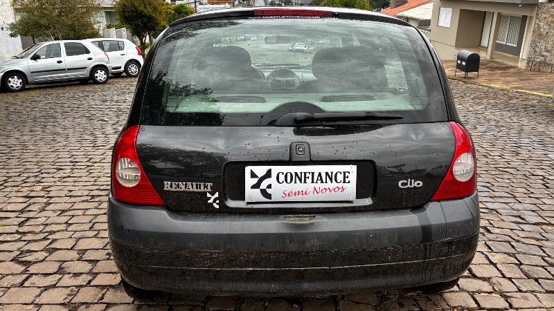 RENAULT CLIO HATCH PRIVILEGE 1.0 16V FLEX 2004 2004/2004 COMPLETO VEÍCULOS GUAPORÉ / Carros no Vale RENAULT CLIO HATCH PRIVILEGE 1.0 16V FLEX 2004 2004/2004 COMPLETO VEÍCULOS GUAPORÉ / Carros no Vale