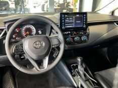TOYOTA COROLLA GLI 2.0 16V FLEX 2020/2020 JOÃO CARROS MULTIMARCAS GUAPORÉ / Carros no Vale