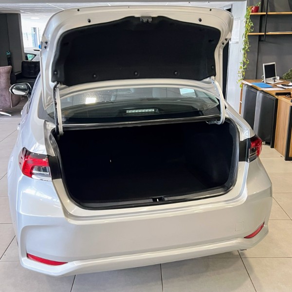 TOYOTA COROLLA GLI 2.0 16V FLEX 2020/2020 JOÃO CARROS MULTIMARCAS GUAPORÉ / Carros no Vale TOYOTA COROLLA GLI 2.0 16V FLEX 2020/2020 JOÃO CARROS MULTIMARCAS GUAPORÉ / Carros no Vale