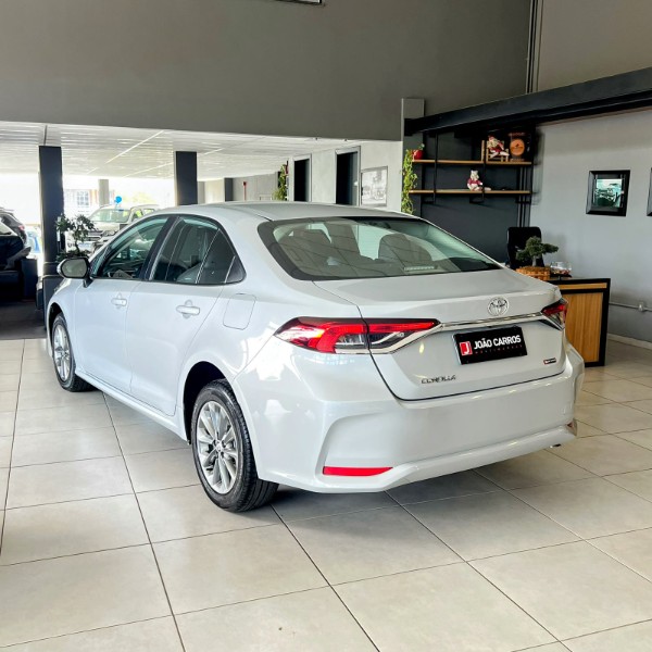 TOYOTA COROLLA GLI 2.0 16V FLEX 2022/2022 JOÃO CARROS MULTIMARCAS GUAPORÉ / Carros no Vale TOYOTA COROLLA GLI 2.0 16V FLEX 2022/2022 JOÃO CARROS MULTIMARCAS GUAPORÉ / Carros no Vale