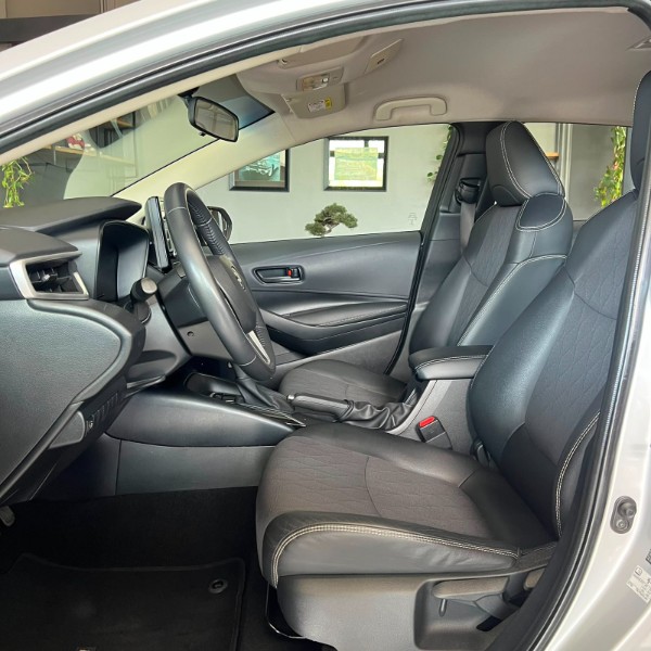 TOYOTA COROLLA GLI 2.0 16V FLEX 2022/2022 JOÃO CARROS MULTIMARCAS GUAPORÉ / Carros no Vale TOYOTA COROLLA GLI 2.0 16V FLEX 2022/2022 JOÃO CARROS MULTIMARCAS GUAPORÉ / Carros no Vale