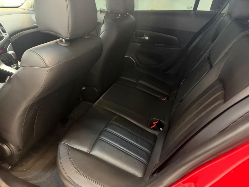 CHEVROLET CRUZE HB SPORT LT 1.8 2015/2015 LUCAS AUTOMÓVEIS BOM RETIRO DO SUL / Carros no Vale