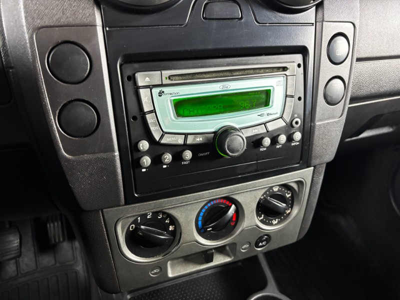 FORD ECOSPORT XLT FREESTYLE 1.6 FLEX 8V 5P 2010/2011 DUARTE VEÍCULOS PORTO ALEGRE / Carros no Vale FORD ECOSPORT XLT FREESTYLE 1.6 FLEX 8V 5P 2010/2011 DUARTE VEÍCULOS PORTO ALEGRE / Carros no Vale