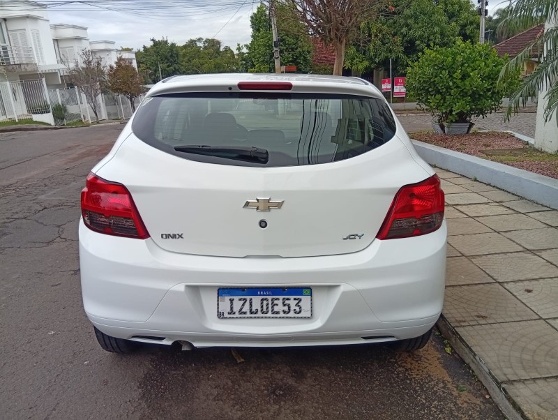 CHEVROLET ONIX 1.0 JOYE 2019/2019 ALTERNATIVA VEÍCULOS LAJEADO / Carros no Vale