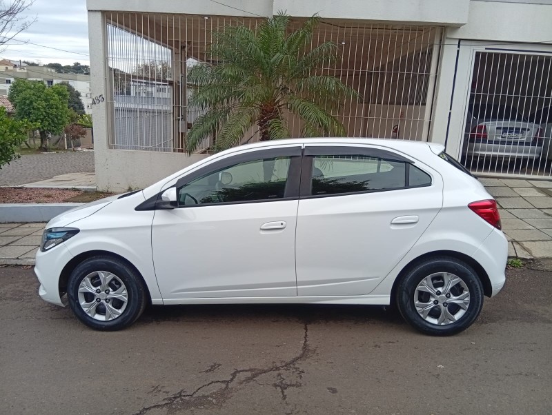 CHEVROLET ONIX 1.0 JOYE 2019/2019 ALTERNATIVA VEÍCULOS LAJEADO / Carros no Vale