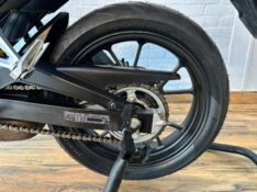 HONDA MOTOS CB 300F TWISTER /2025 RT 811 VEÍCULOS ARROIO DO MEIO / Carros no Vale