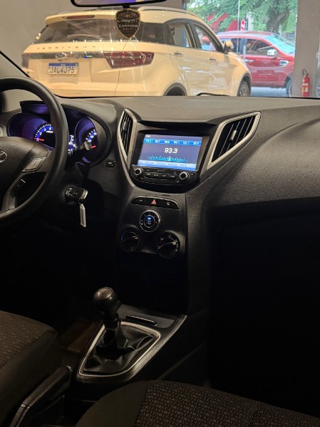 HYUNDAI HB20 1.0 COMFORT 2017/2017 JM AUTOMÓVEIS VENÂNCIO AIRES / Carros no Vale
