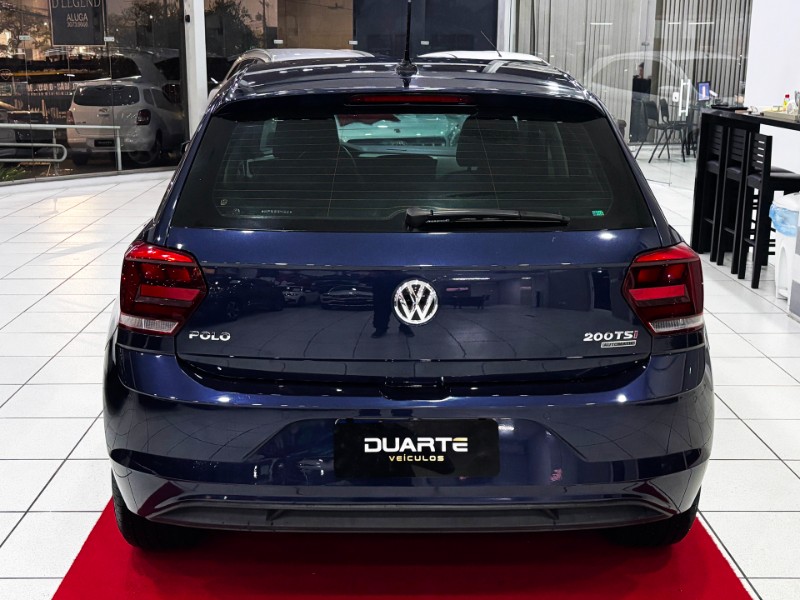 VOLKSWAGEN POLO 1.0200 TSI HIGHLINE AUTOMÁTICO 2018/2019 DUARTE VEÍCULOS PORTO ALEGRE / Carros no Vale