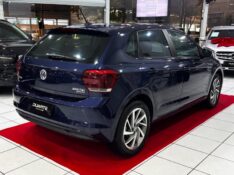 VOLKSWAGEN POLO 1.0200 TSI HIGHLINE AUTOMÁTICO 2018/2019 DUARTE VEÍCULOS PORTO ALEGRE / Carros no Vale