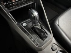 VOLKSWAGEN POLO 1.0200 TSI HIGHLINE AUTOMÁTICO 2018/2019 DUARTE VEÍCULOS PORTO ALEGRE / Carros no Vale