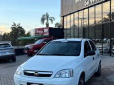 CHEVROLET CORSA 1.4 MPFI MAXX SEDAN 8V 2010/2010 NEURI VEÍCULOS LAJEADO / Carros no Vale