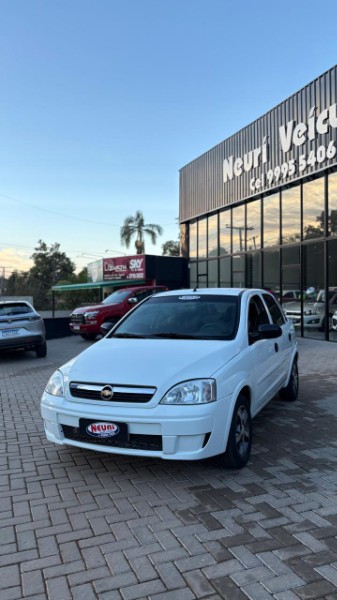 CHEVROLET CORSA 1.4 MPFI MAXX SEDAN 8V 2010/2010 NEURI VEÍCULOS LAJEADO / Carros no Vale