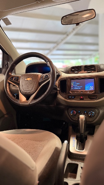 CHEVROLET SPIN LTZ 1.8 7 LUGARES 2014/2015 MALAGGI VEÍCULOS ENCANTADO / Carros no Vale