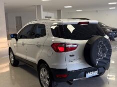 FORD ECOSPORT 2.0 TITANIUM 16V FLEX 4P AUTOMÁTICO 2013/2013 MALAGGI VEÍCULOS ENCANTADO / Carros no Vale