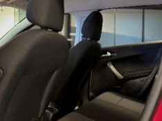 PEUGEOT 2008 1.6 16V FLEX ALLURE 4P AUTOMÁTICO 2020/2020 MALAGGI VEÍCULOS ENCANTADO / Carros no Vale