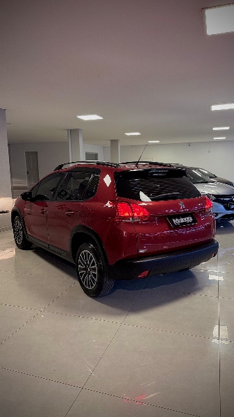 PEUGEOT 2008 1.6 16V FLEX ALLURE 4P AUTOMÁTICO 2020/2020 MALAGGI VEÍCULOS ENCANTADO / Carros no Vale