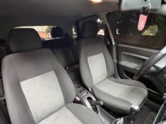 FORD FIESTA SE 1.0 2014/2014 ESTAÇÃO DO CARRO ESTRELA / Carros no Vale