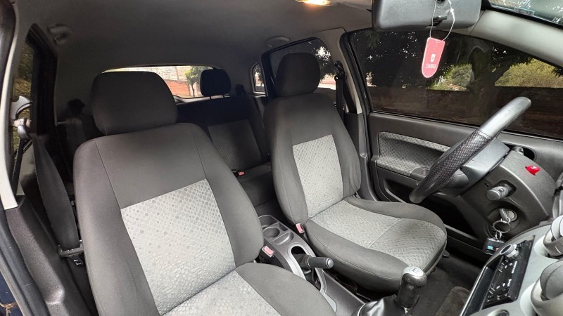 FORD FIESTA SE 1.0 2014/2014 ESTAÇÃO DO CARRO ESTRELA / Carros no Vale