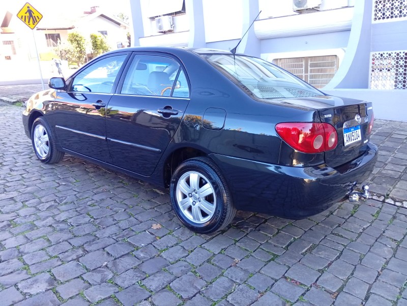 TOYOTA COROLLA SE-G 1.8 2006/2006 ALTERNATIVA VEÍCULOS LAJEADO / Carros no Vale