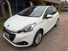 PEUGEOT 208 ALLURE 1.2 /2007 MENEGHINI VEÍCULOS ARROIO DO MEIO / Carros no Vale