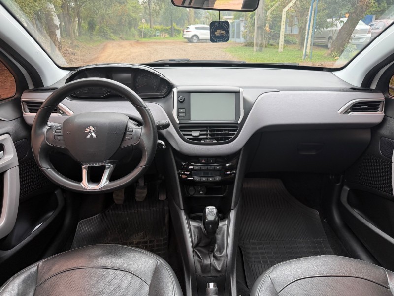 PEUGEOT 208 ALLURE 1.2 /2007 MENEGHINI VEÍCULOS ARROIO DO MEIO / Carros no Vale PEUGEOT 208 ALLURE 1.2 /2007 MENEGHINI VEÍCULOS ARROIO DO MEIO / Carros no Vale
