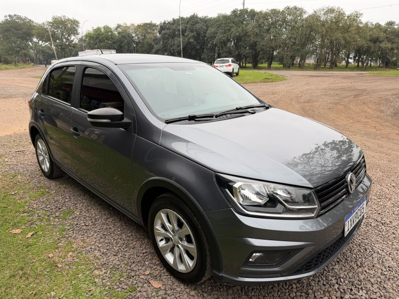 VOLKSWAGEN GOL TRACK 1.0 MI /2017 MENEGHINI VEÍCULOS ARROIO DO MEIO / Carros no Vale