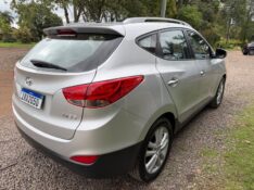 HYUNDAI IX35 2.0 /2011 MENEGHINI VEÍCULOS ARROIO DO MEIO / Carros no Vale