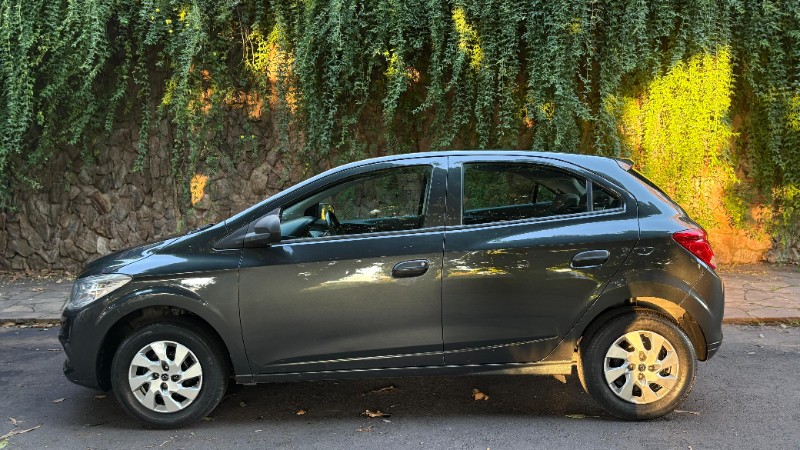 CHEVROLET ONIX LS 1.0 2015/2016 ESTAÇÃO DO CARRO ESTRELA / Carros no Vale