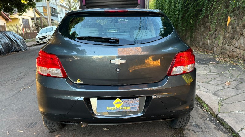 CHEVROLET ONIX LS 1.0 2015/2016 ESTAÇÃO DO CARRO ESTRELA / Carros no Vale
