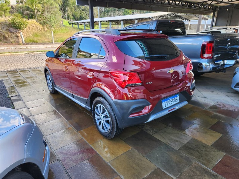 CHEVROLET ONIX ACTIV 1.4 AT 2018/2018 TS VEÍCULOS ANTA GORDA / Carros no Vale