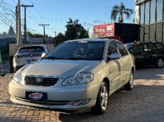 TOYOTA COROLLA 1.8 XLI 16V FLEX 4P AUTOMÁTICO /2005 NEURI VEÍCULOS LAJEADO / Carros no Vale