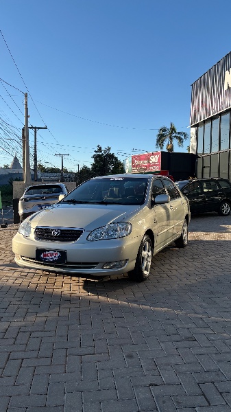 TOYOTA COROLLA 1.8 XLI 16V FLEX 4P AUTOMÁTICO /2005 NEURI VEÍCULOS LAJEADO / Carros no Vale